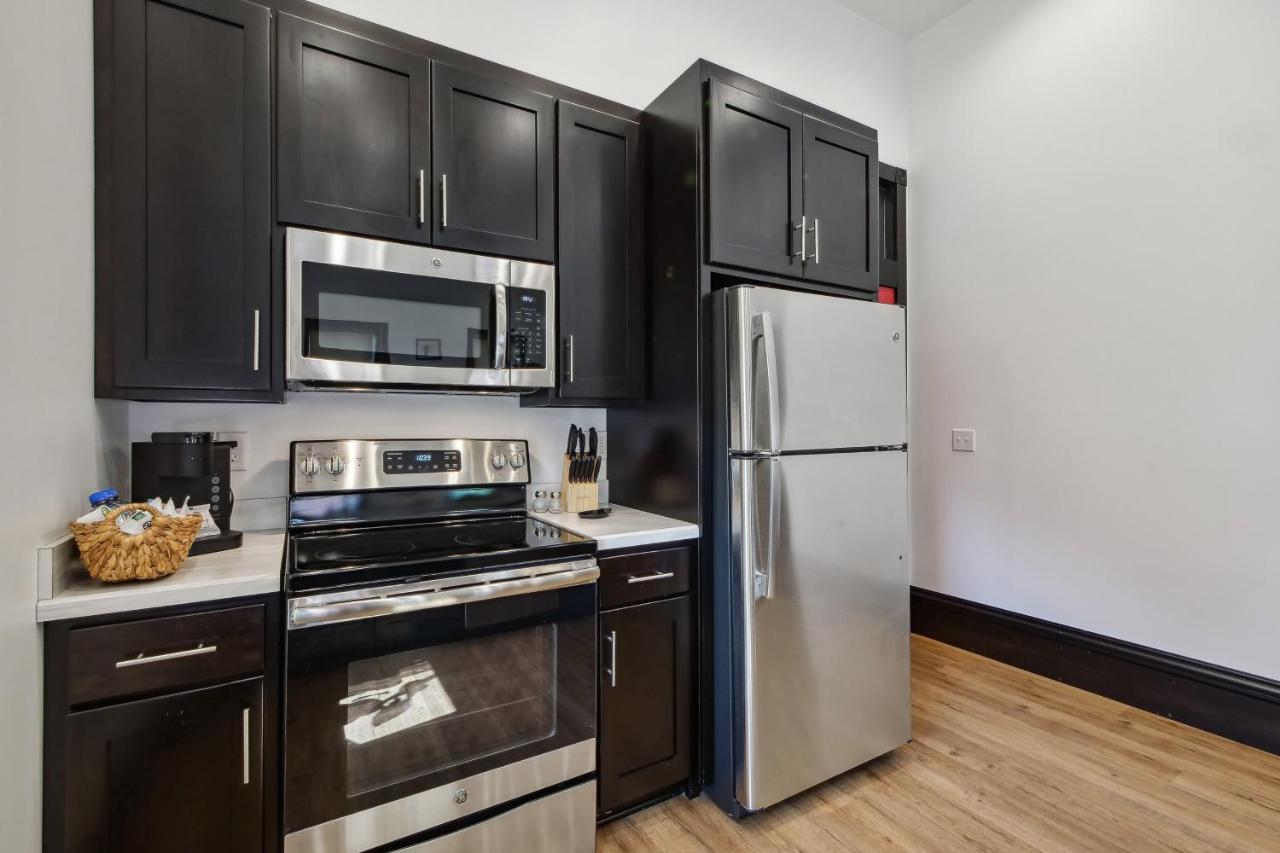 Sleek Millersburg Apartment In Downtown! Ngoại thất bức ảnh