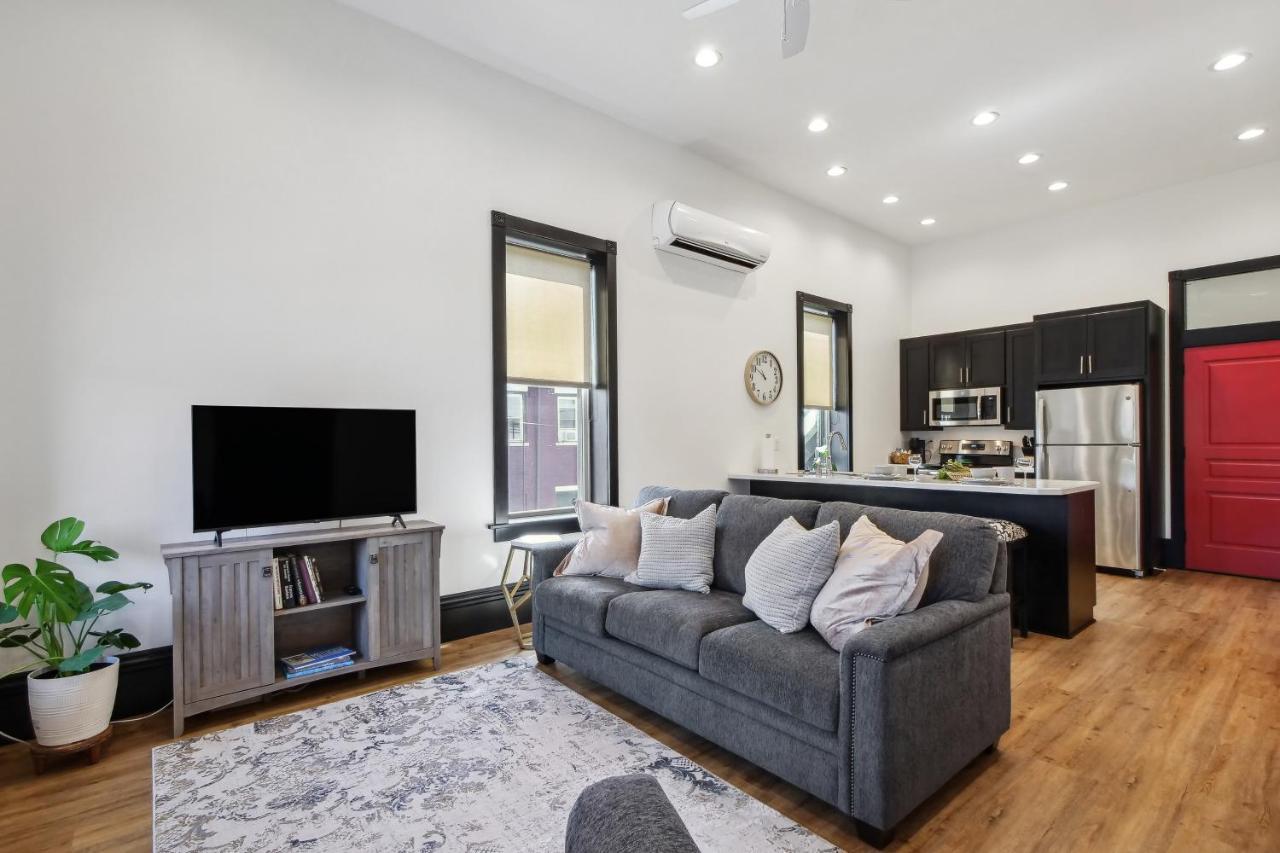 Sleek Millersburg Apartment In Downtown! Ngoại thất bức ảnh
