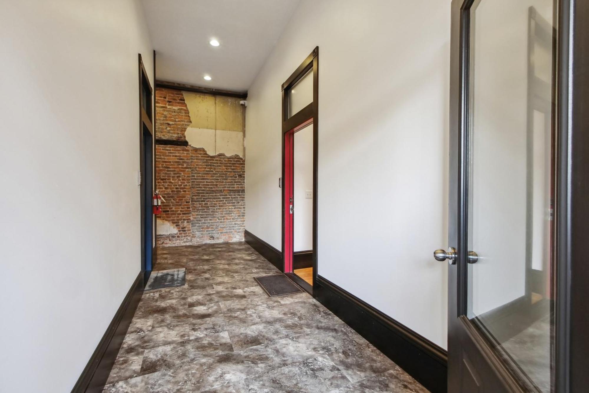 Sleek Millersburg Apartment In Downtown! Ngoại thất bức ảnh